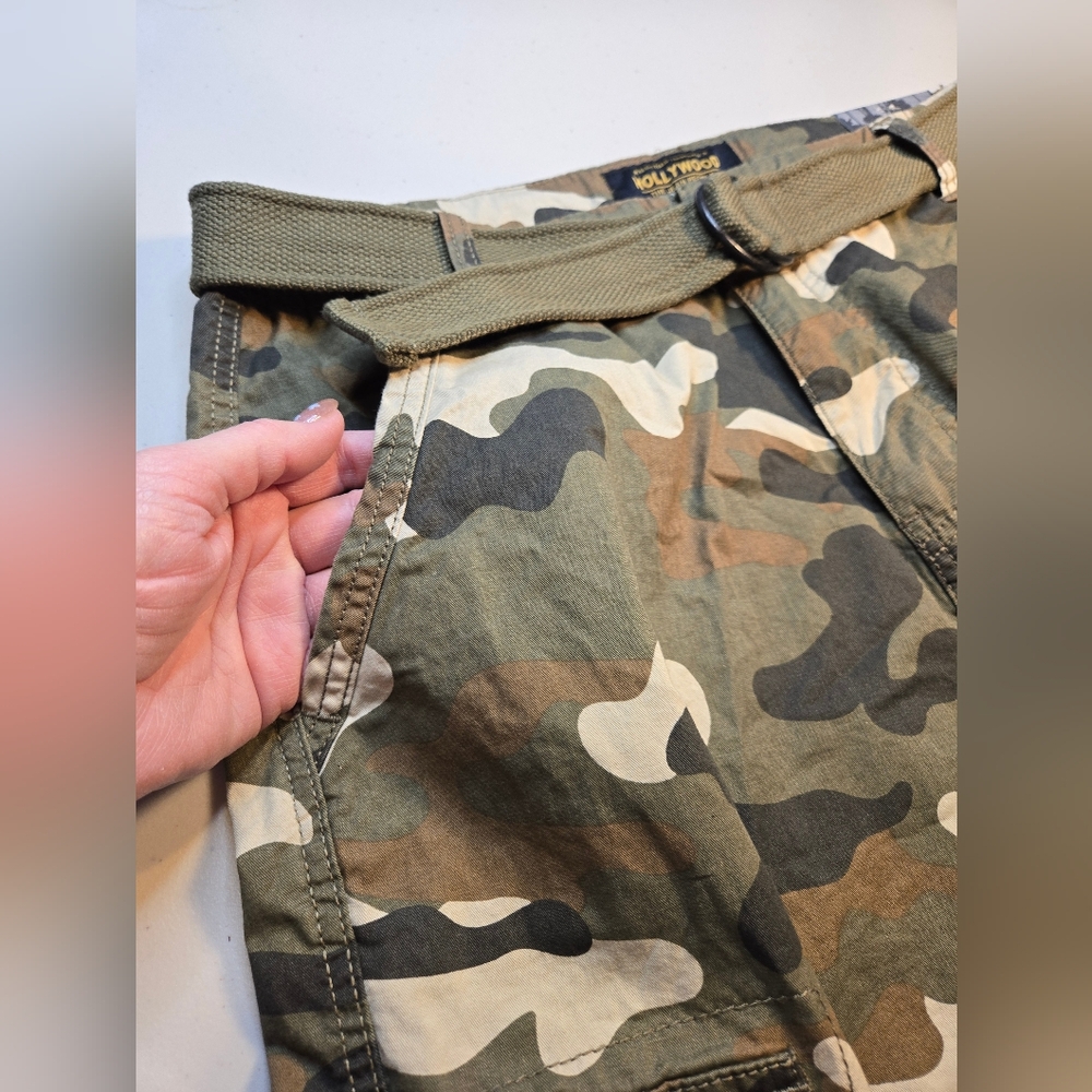 NWT Hollywood Camoflage Cargo Pants 38x32 - Picture 6 of 9
